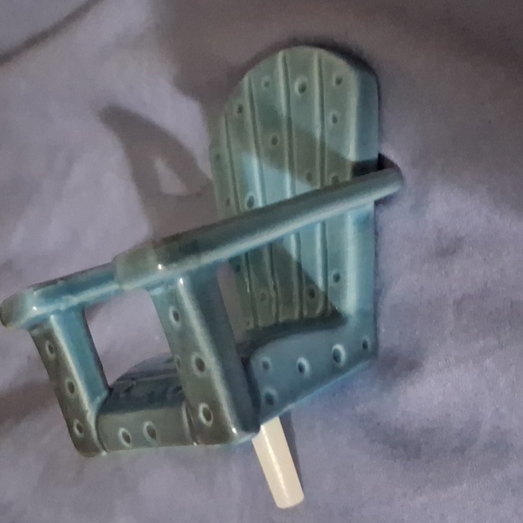 Retired Mini - Picture 3 of 3